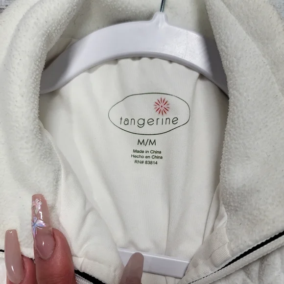 𝅺TANGERINE white fleece vest - Picture 2 of 5